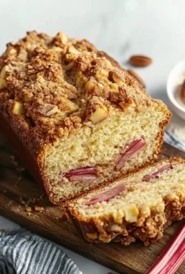 Cinnamon Streusel Rhubarb Bread