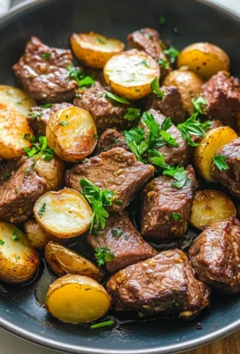 Garlic Butter Beef Bites with Potatoes