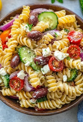 Easy Greek Pasta Salad