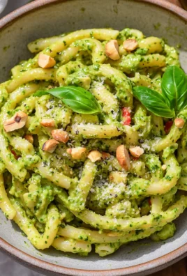 Vegan Avocado Pesto Pasta