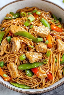 Chicken Lo Mein